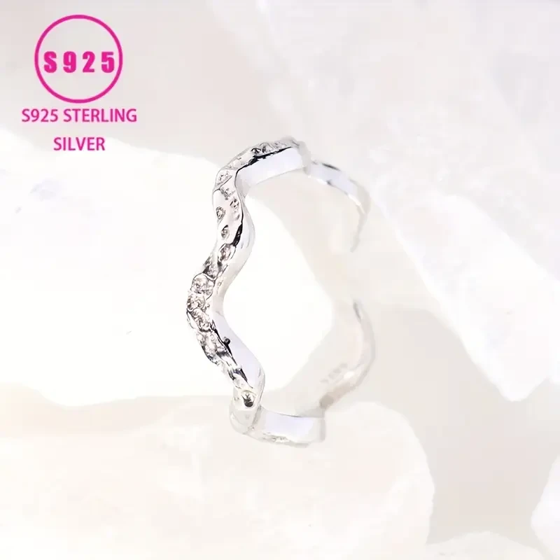 Adjustable Open Ring for Women - Elegant French Style White Golden-Plated Intertwined Bands with Sparkling Stones  Perfect Valentines Day Gift, Everyday Luxury Jewelry, Adjustable Embedded Stones Band for Womens Daily Wear