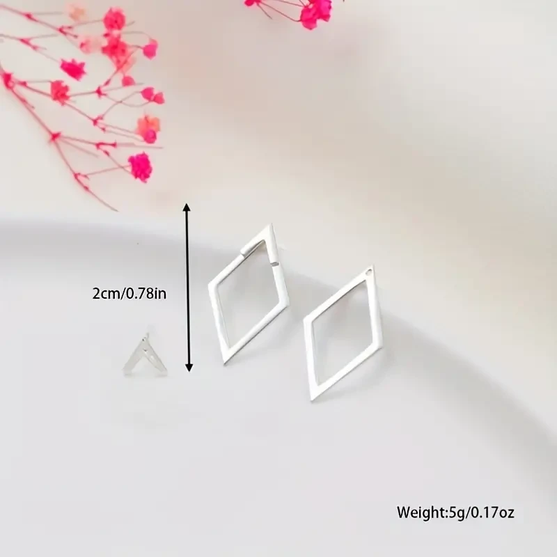 Geometric Open Frame Design Stud Earrings