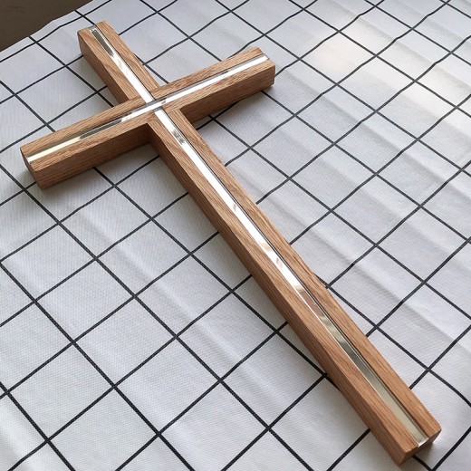 Oak Inlaid Lens Cross Wall Decoration