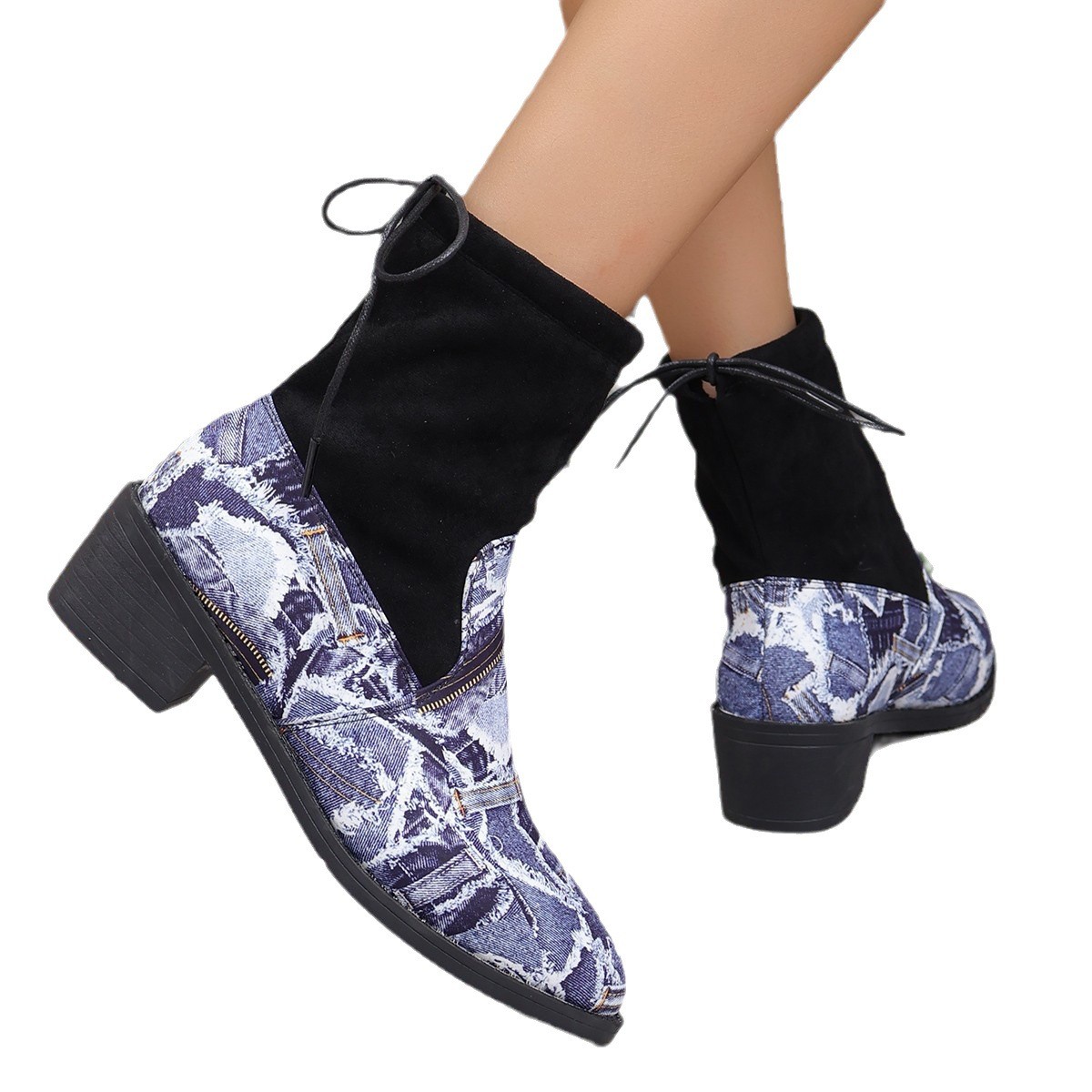 SerpentLace Square-Heel Sock Booties