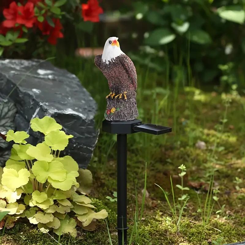Solar-Powered Resin Eagle Garden Light - Outdoor Decorative LED Stake Lamp