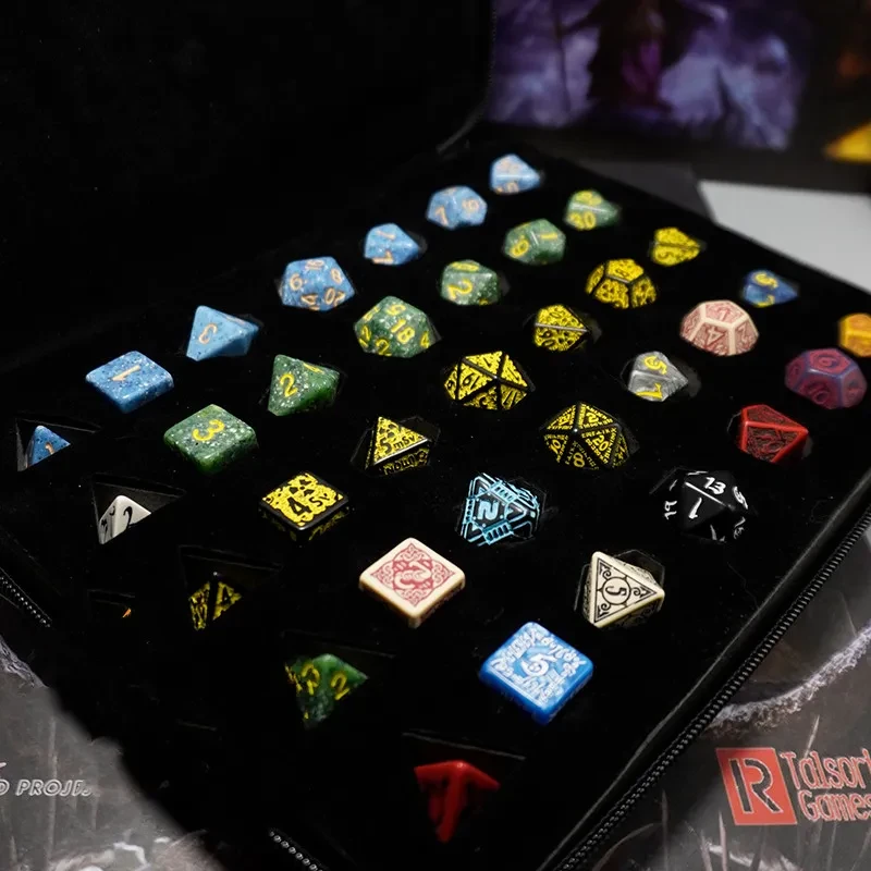 Dice Stand