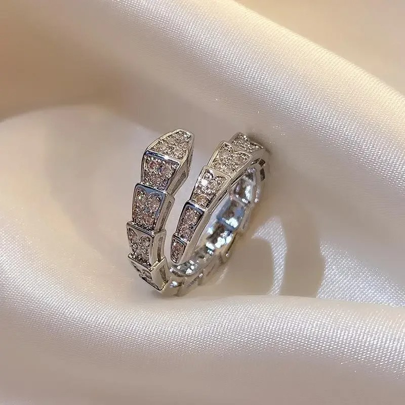 Trendy Snake Shape Open Rings for Women
