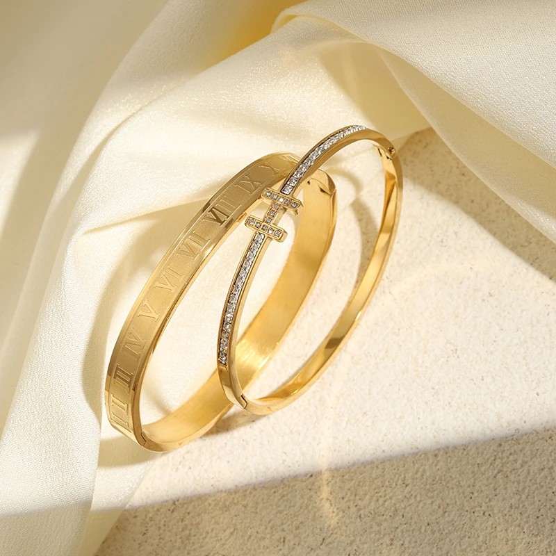 Classical Exquisite Roman Numeral Decorative Bracelets