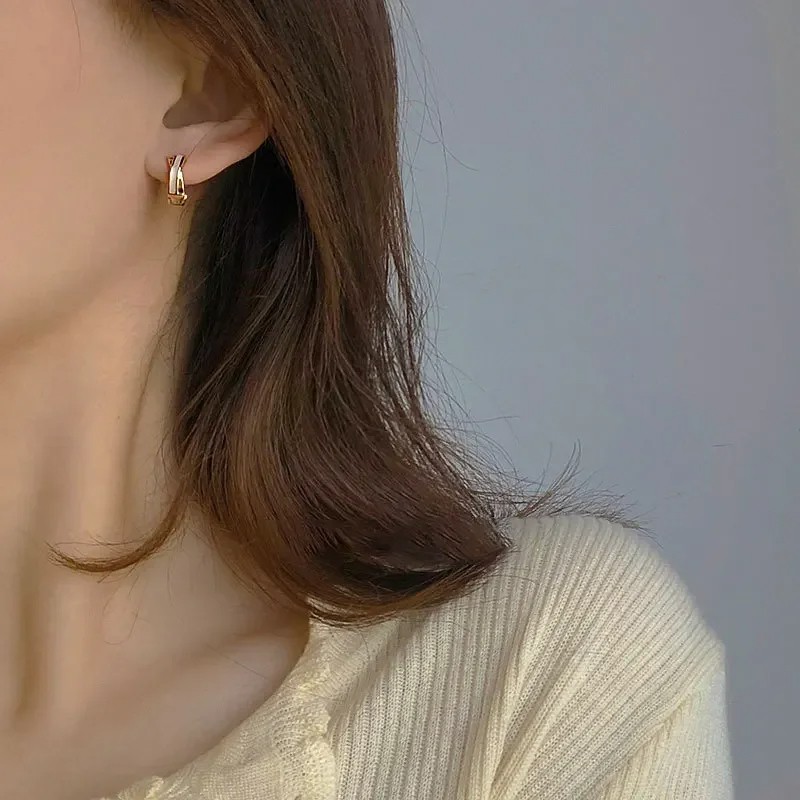 Trendy 14K Real Gold Fritillaria Shell Hoop Earrings for Women