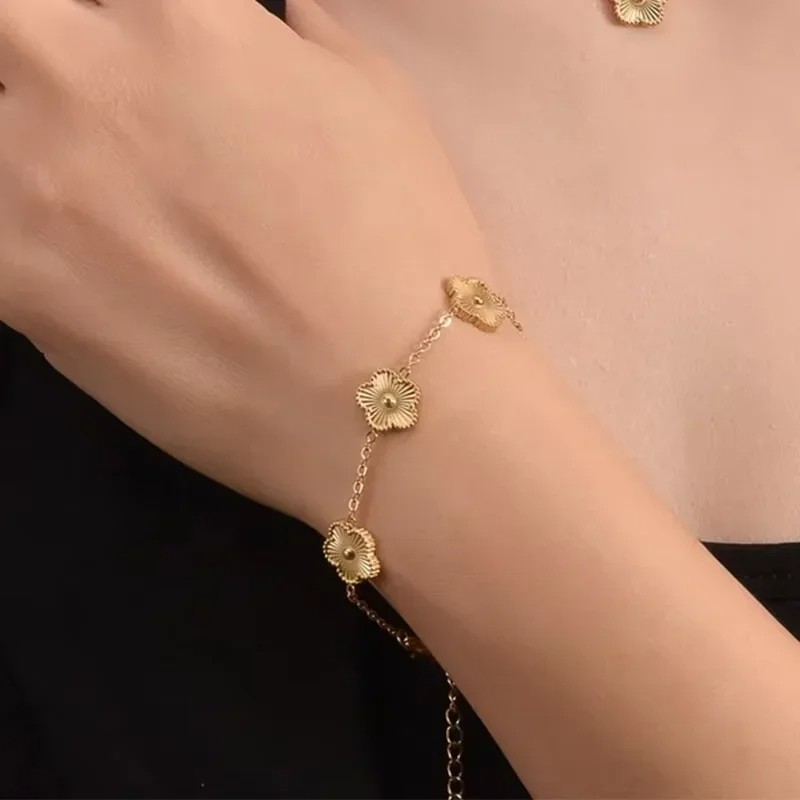 EVISPOL Stainless Steel Women's Clover Bracelet